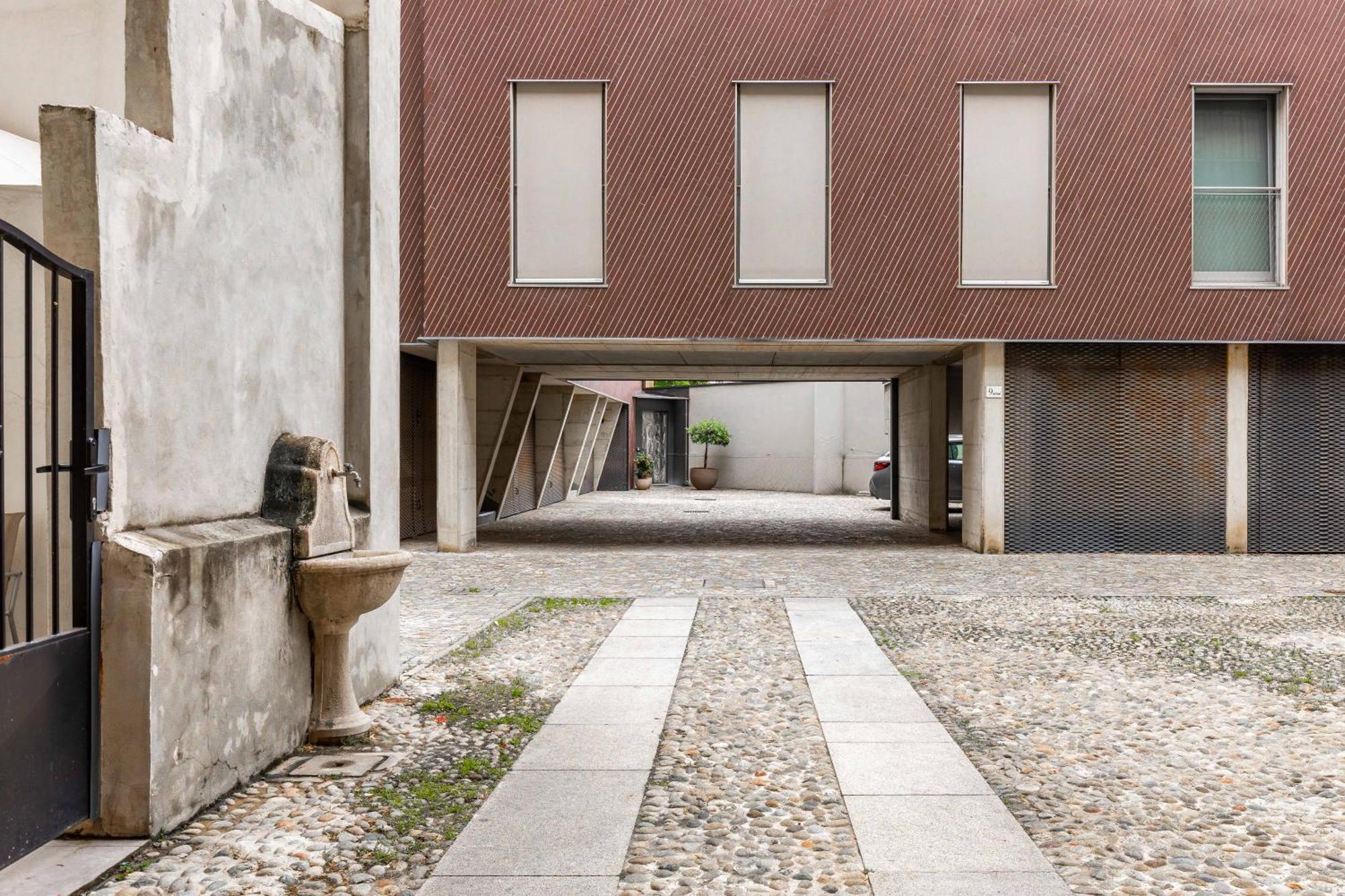 Nam House & Posto Auto Apartment Milan Exterior photo